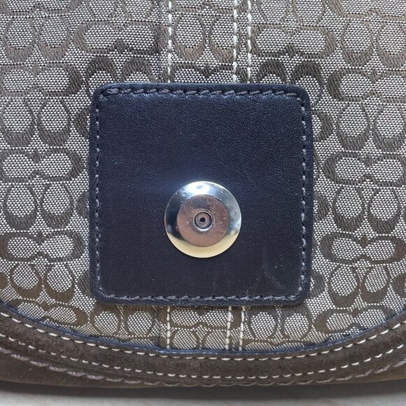 Vintage Coach Signature Brown Jacquard Suede Trim Buckle Detail Shoulder Bag - Picture 8 of 12